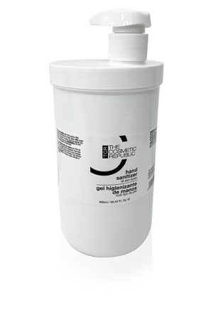 The cosmetic republic Moisturizing hand sanitizing gel 70% alcohol 900 ml