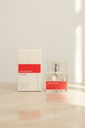Armand basi IN RED eau de toilette spray 30 ml
