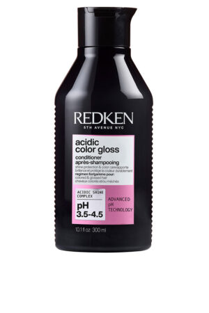 Redken ACIDIC COLOR GLOSS conditioner enhances the shine of your color 500 ml