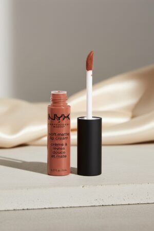 SOFT MATTE lip cream #leon