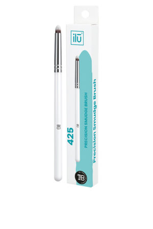 IlŪ SMUDGE precision brush #425 1 u