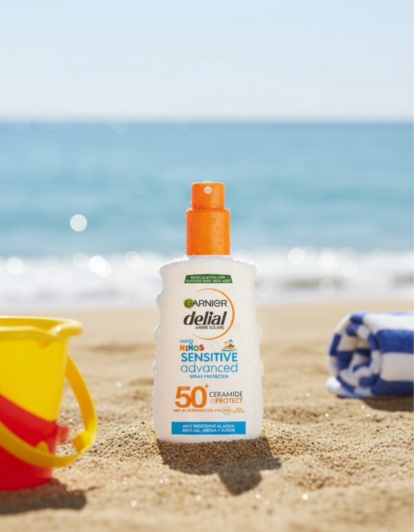 Garnier KIDS SENSITIVE ADVANCED protective spray SPF50+ 150 ml