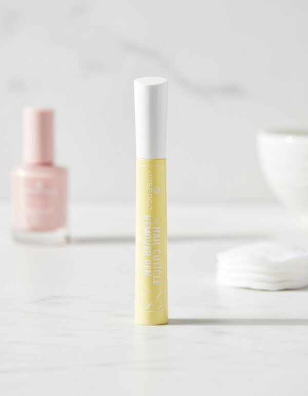 Essence THE NAIL CUTICLE REMOVER PEN cuticle remover pen 5 ml