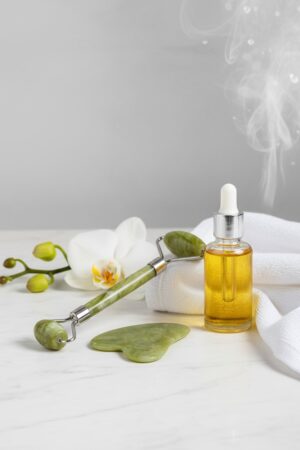 Idc institute JADE GUA SHA & JADE ROLLER 2 pcs