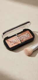 Essence CONTOURING paleta dúo #10-lighter skin 7 gr