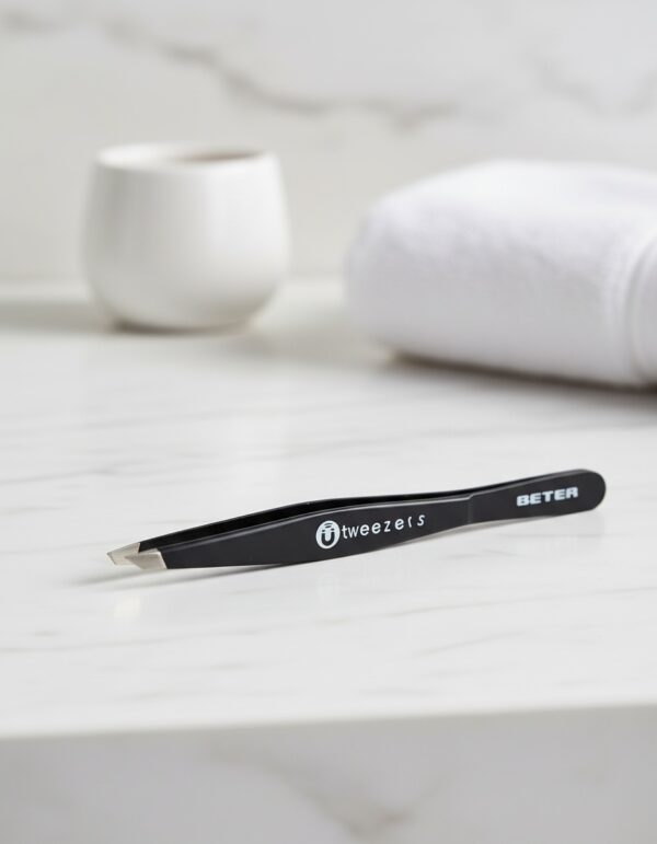 Magnetic tweezers oblique tip #black 1 unit