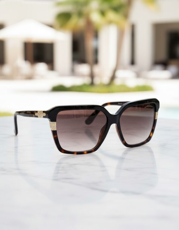 GUESS BY MARCIANO GM00009 05B 58 mm