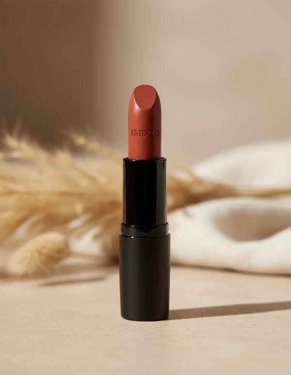 PERFECT MAT lipstick #220-sienna red 4 gr