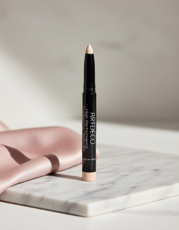 HIGH PERFORMANCE eyeshadow styler #mat beige 1.4 gr