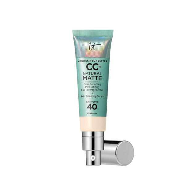 It cosmetics CC+ NATURAL MATTE base de maquillaje en crema SPF40 #Fair ivory 32 ml