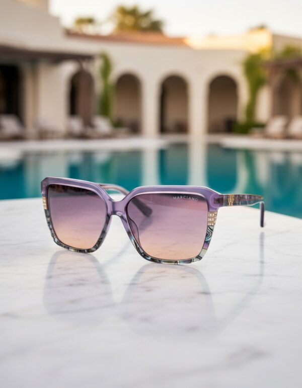 GUESS BY MARCIANO GM00009 83Z 58 mm