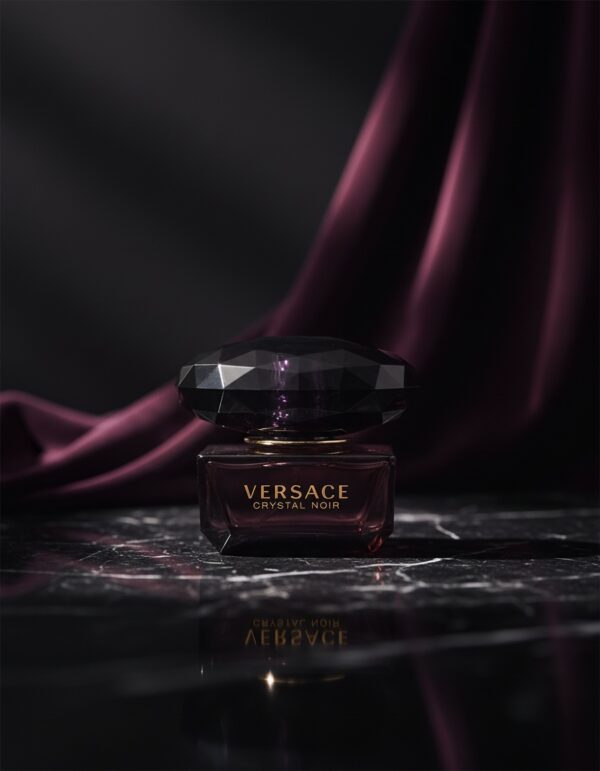 Versace CRYSTAL NOIR eau de toilette spray 50 ml