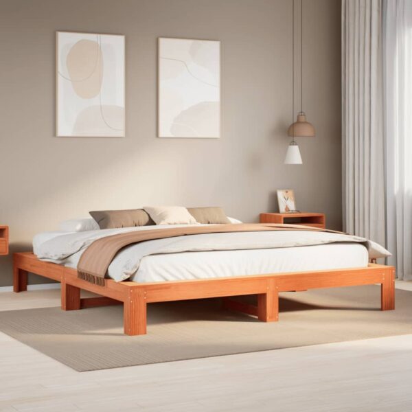 Bedframe zonder matras massief grenenhout wasbruin 180x200 cm