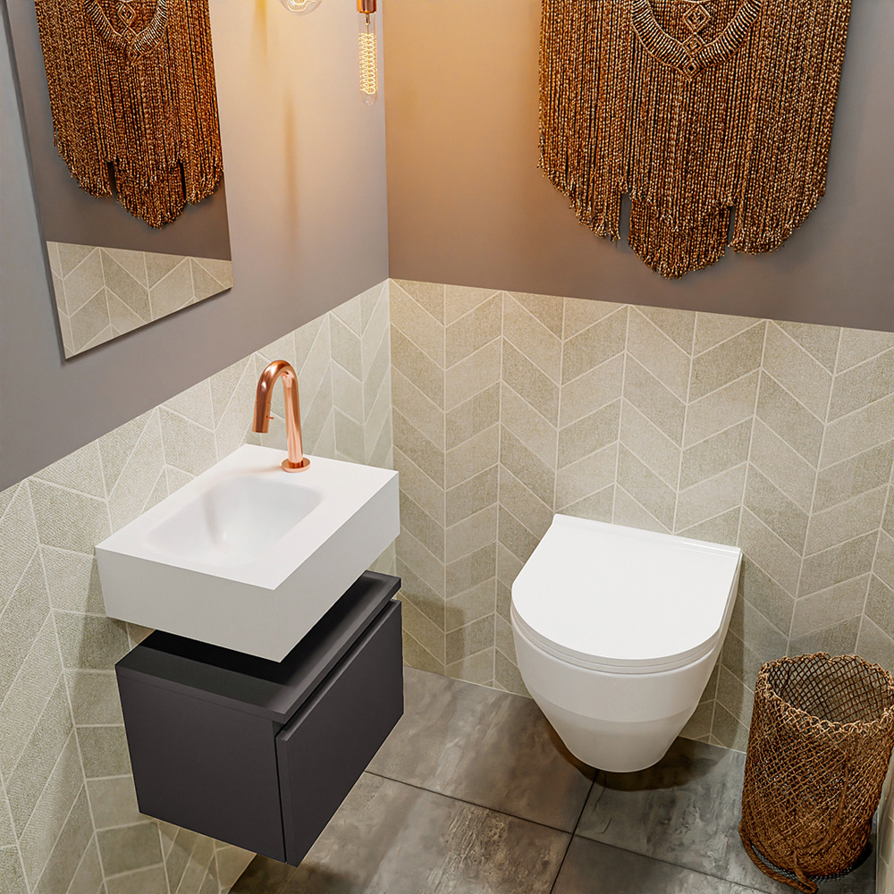 MONDIAZ ANDOR 40cm toiletmeubel dark grey. LEX 40cm wastafel talc positie links. Met 1 kraangat