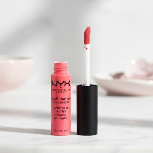 Nyx Professional Make Up SOFT MATTE lip cream #montreal