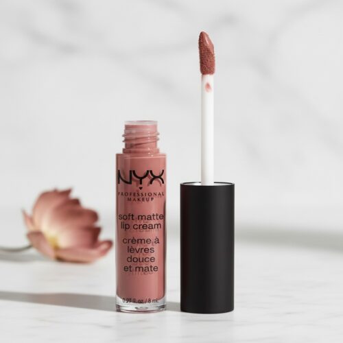 Nyx Professional Make Up SOFT MATTE lip cream#toulouse