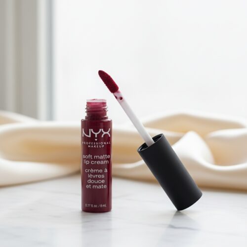 Nyx Professional Make Up SOFT MATTE lip cream #copenhagen