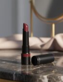 Rimmel London LASTING FINISH EXTREME MATTE lipstick #560