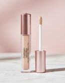 Elizabeth Arden FLAWLESS FINISH skincaring concealer #2
