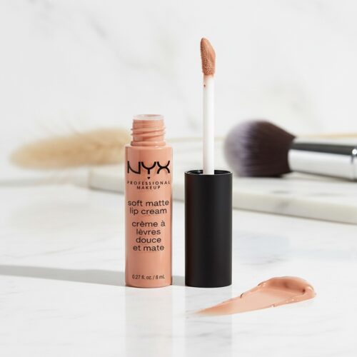 Nyx Professional Make Up SOFT MATTE lip cream #cairo