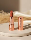 Revolution Make Up SATIN KISS lipstick #chauffeur