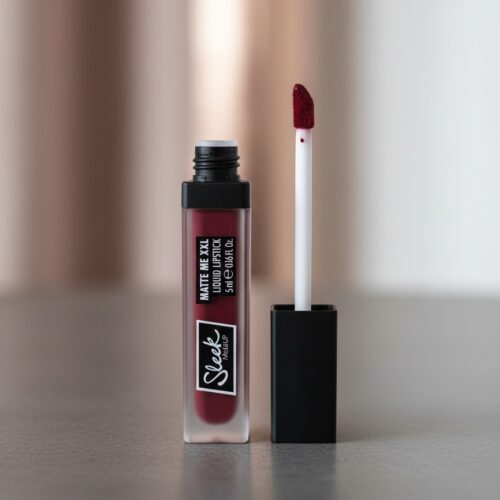 Sleek MATTE ME XXL liquid lipstick #left on red​ 5 ml