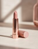 Essence HYDRATING NUDE lipstick #302-heavenly 3.50 gr