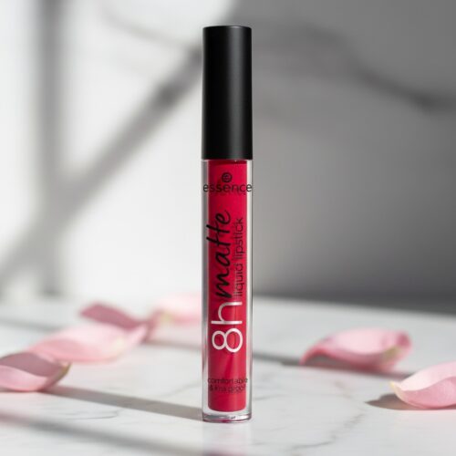 Essence 8H MATTE barra de labios líquida #07-classic red 2,5 ml
