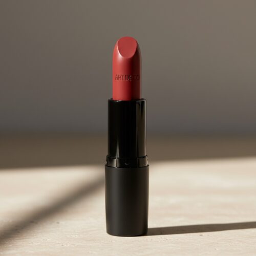 Artdeco PERFECT MAT lipstick #224-cranberry 4 gr