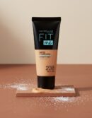 Maybelline FIT ME MATTE+PORELESS foundation #238-rich tan