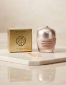 Shiseido FUTURE SOLUTION LX total radiance foundation #3-neutral