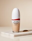 Shiseido REVITALESSENCE SKIN GLOW foundation #230 30ml