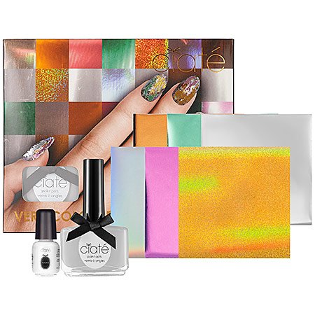 Ciaté Very Colourfoil Manicure Wonderland Geschenkset 13.5ml Cream Soda Nagellak 13.5ml Cream Soda Nagellak 30x Metallic Nagelfolie Blaadjes in 6 Kleuren + 5ml Nagelfolie Lijm + Nagelwiel