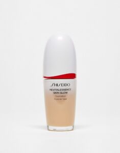 Shiseido REVITALESSENCE SKIN GLOW foundation #360 30ml